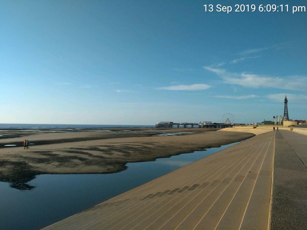 Olive Lodge Blackpool Buitenkant foto